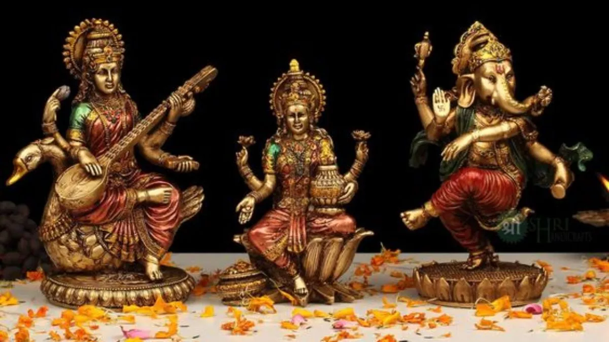 आपका भी मन मोह लेंगी Laxmi Ganesh की ये खूबसूरत मूर्तियां! दिवाली से पहले आप भी कर लें जल्दी से ऑर्डर
