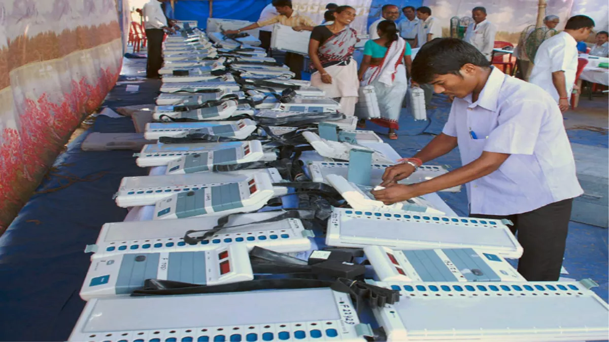 Gujarat Election 2022: गुजरात चुनाव के पहले चरण में 89 सीटों पर मतदान, मैदान में 700 से ज्‍यादा उम्‍मीदवार