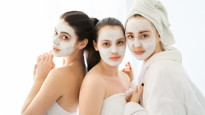 Winter Face Masks: सेब से बने फेस पैक से पाएं नेचुरल ग्लो