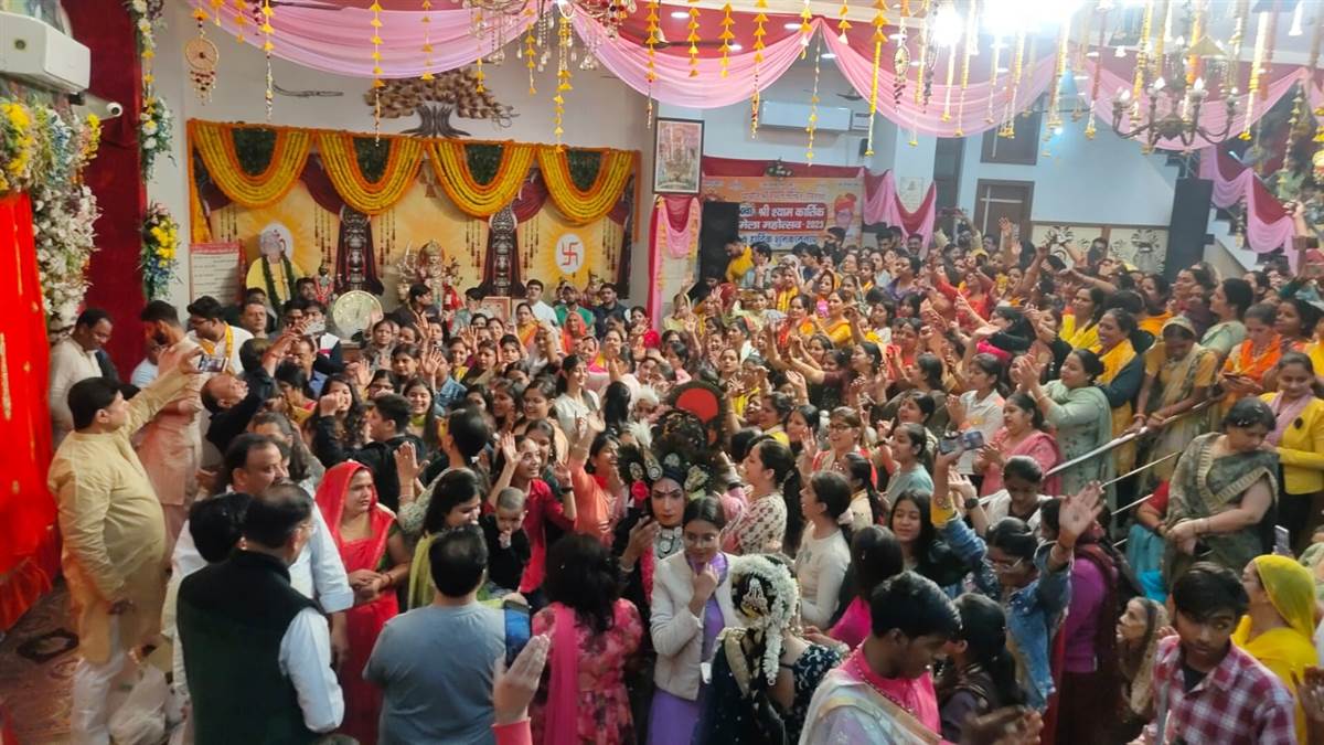 https://www.jagranimages.com/images/newimg/23112023/23_11_2023-devuthni_23587604_16144474.jpg