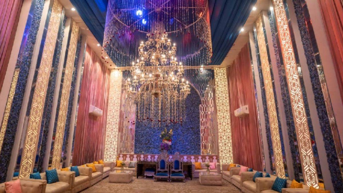 https://www.jagranimages.com/images/newimg/23112023/23_11_2023-gurugram_marriage_23587265.jpg