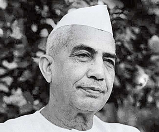 जाने कौन थे चौधरी चरण सिंह, जिनकी याद में मनाया जाता है किसान दिवस - Know who was Chaudhary Charan Singh in whose memory Kisan Diwas is celebrated