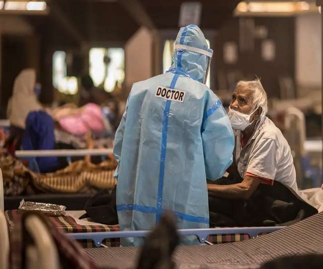 India Coronavirus Update: बीते दिन 7495 मामले आए सामने, 434 लोगों की हुई मौत