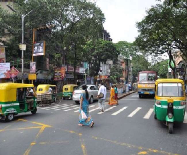 इन दुर्घटनाओं में पांच करोड़ लोग शारीरिक रूप से अक्षम हो जाते हैं।