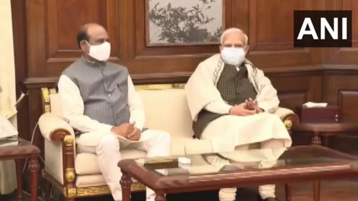 PM मोदी ने लोकसभा अध्यक्ष द्वारा आयोजित परंपरागत बैठक में लिया भाग