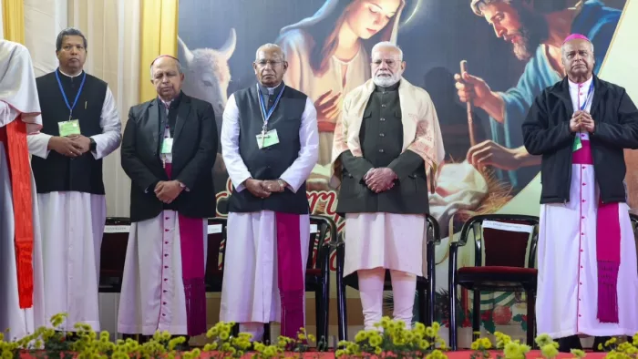 क्रिसमस कार्यक्रम में पहुंचे पीएम मोदी। ( फोटो- एएनआई )