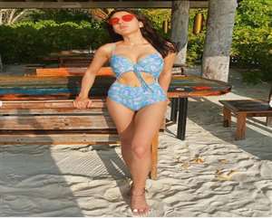 सारा अली खान ने अक्षय कुमार और धनुष के साथ अपनी फिल्म 'अतरंगी रे&rsquo; की शूटिंग पूरी कर ली है।