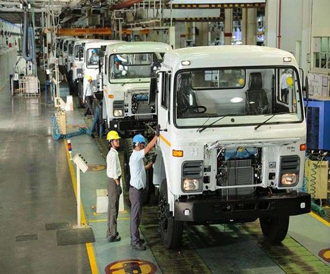 Tata Motors : धीरे-धीरे बढ़ रही कमर्शियल व्हीकल की मांग, टाटा मोटर्स बाजार लपकने को पूरी तरह तैयार