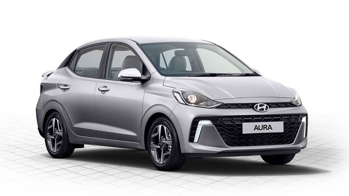 https://www.jagranimages.com/images/newimg/24012023/24_01_2023-hyundai__aura_facelift__23307639.jpg