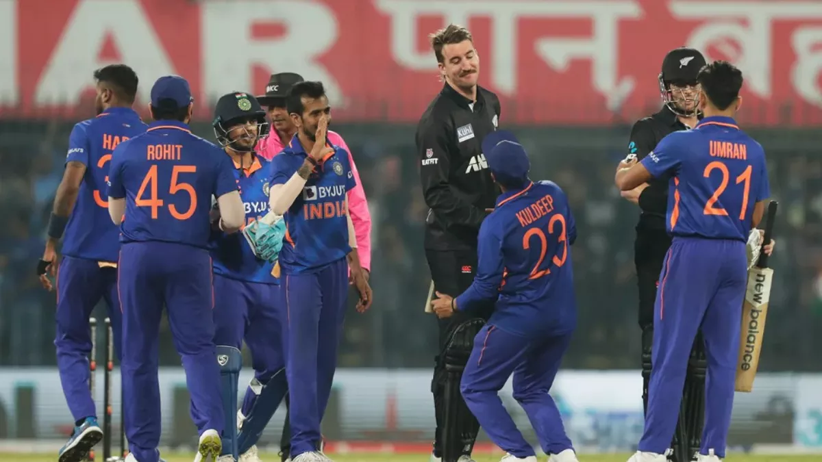 india beats new zealand by 90 runs in 3rd ODI