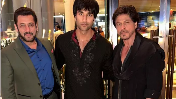 Tiger met Pathan: Mizan shared a photo with Salman-Shahrukh, fans said - 'Best', pic credit- instagram