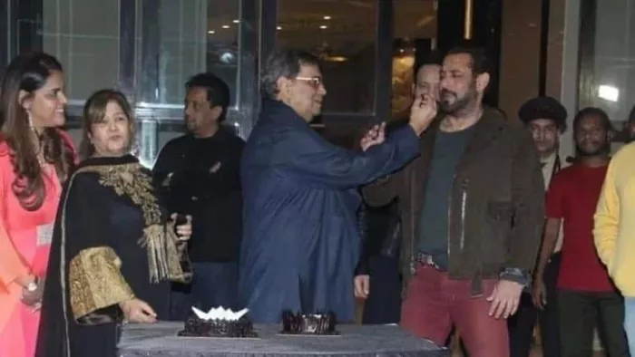 Salman Khan, Subhash Ghai birthday party, Subhash Ghai Birthday, Salman Khan And Subhash Ghai, Subhash Ghai Birthday Video