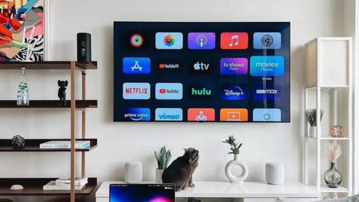 ऑफर नहीं “जैकपॉट’ है Amazon Sale का टेलीविजन पर डिस्काउंट, आधी कीमत में मिलेगा 55 Inch Smart TV खरीदने का मौका