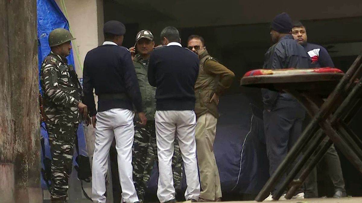 ed conducts fresh raids at tmc leader shahjahan sheikh home again