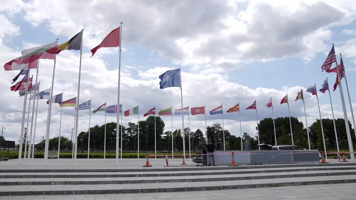 https://www.jagranimages.com/images/newimg/24012024/24_01_2024-nato_23636778.jpg