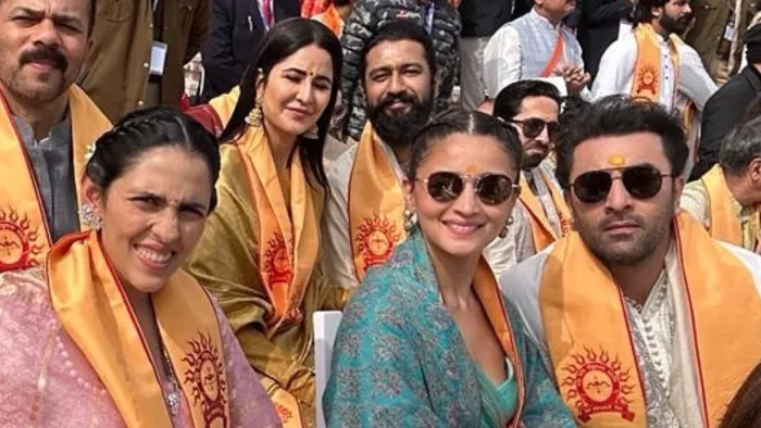 प्राण प्रतिष्ठा में Ranbir Kapoor और Katrina Kaif सेल्फी लेते आए नजर / Photo- Instagram