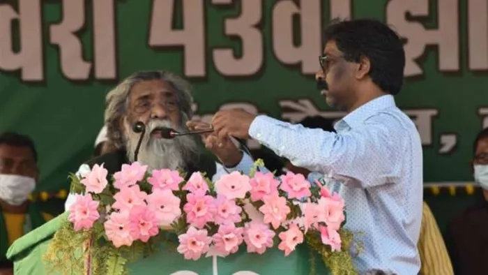 JMM दुमका से फुंकेगा लोकसभा चुनाव का बिगुल, एक मंच पर दिखेंगे शिबू सोरेन-हेमंत सोरेन (फाइल फोटो)