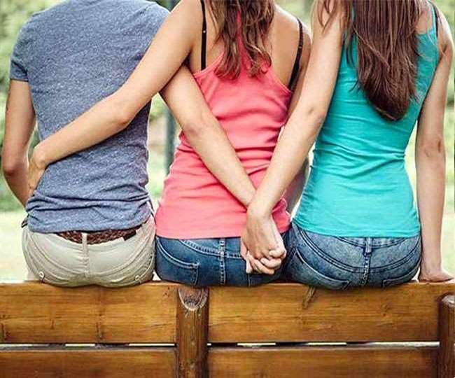 https://www.jagranimages.com/images/newimg/24022022/24_02_2022-cheater_husband_22495073.jpg