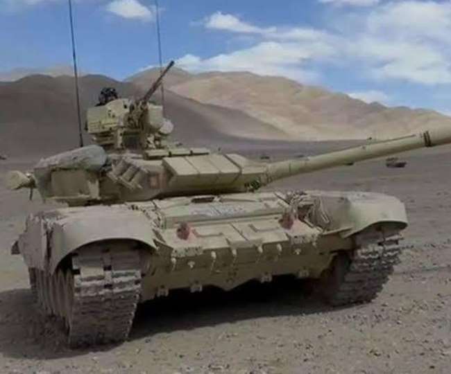 https://www.jagranimages.com/images/newimg/24022022/24_02_2022-t-90_tanks_22496246.jpg