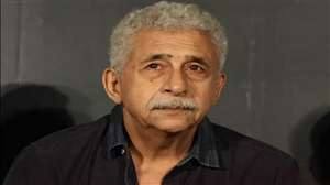 Naseeruddin Shah, Naseeruddin Shah on Mughals, Mughal Dynasty, Naseeruddin Shah Controversy
