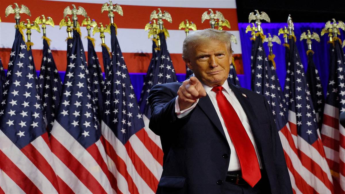 https://www.jagranimages.com/images/newimg/24022025/24_02_2025-trump_23889776.jpg