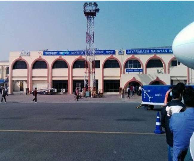 Corona LockDown Bihar: पटना एयरपोर्ट-रेलवे स्टेशन पर आए यात्रियों के लिए रहेगी विशेष बस