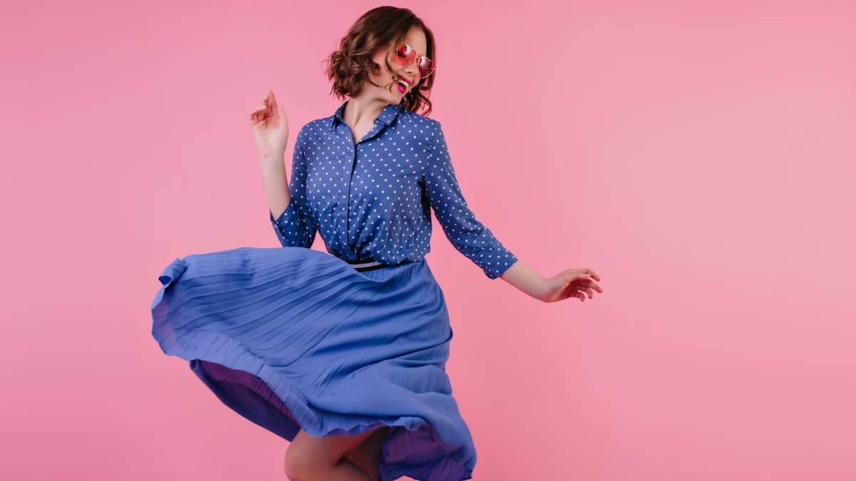 Best Summer Fabrics ऑफिस से लेकर वेकेशन तक गर्मियों में रहना है कूल