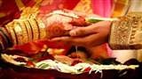 सामूहिक विवाह कार्यक्रम के इंतजार में जोड़े। (प्रतीकात्मक तस्वीर)