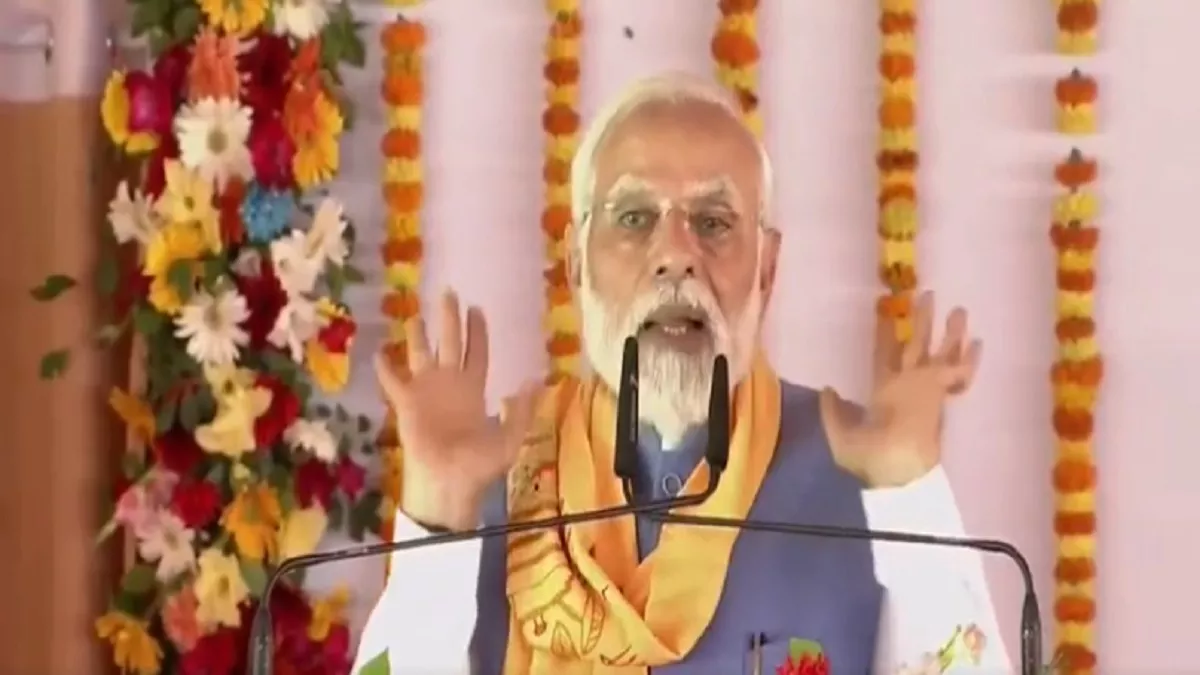 PM Modi in Varanasi Highlight: PM बोले- आप लोग भले प्रधानमंत्री बोलें लेक‍िन मोदी तो खुद को सेवक ही मानता है