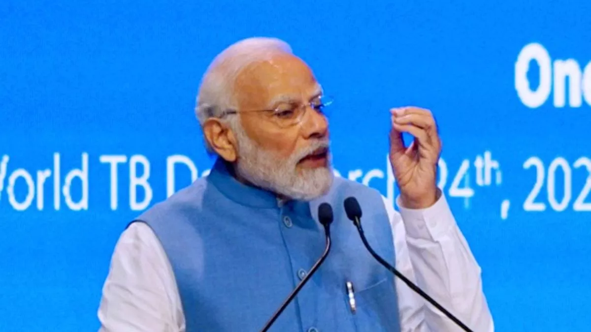 पीएम मोदी बोले- निराशा की छवि से बाहर निकलकर यूपी आशा और आकांक्षा की दिशा में बढ़ रहा है