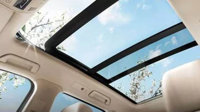 20 लाख रुपये से कम कीमत वाली किन गाड़ियों में मिलता है Panoramic Sunroof, जानें डिटेल।