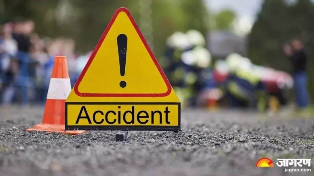 truck crushes two motorcyclists on chaibasa chakradharpur road in road accident in chaibasa jharkhand