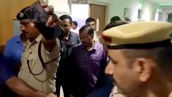 Arvind Kejriwal: 'कांग्रेस की सरकार बनने दो फिर...', केजरीवाल की गिरफ्तारी पर भड़के खरगे के नेता; दे दी धमकी