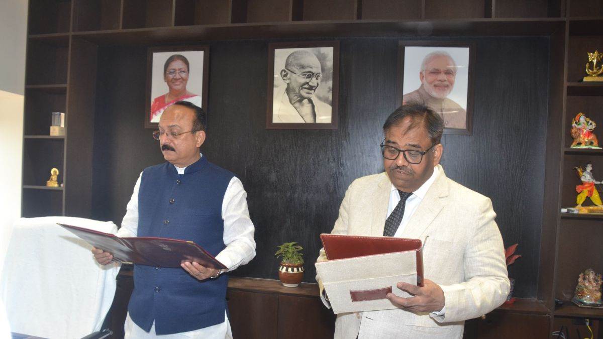 https://www.jagranimages.com/images/newimg/24032025/24_03_2025-delhi_news_48_23905015_13386188.jpg