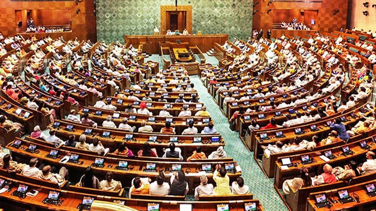 salary of mps increased by 24 thousand pension and allowance also increased notification issued