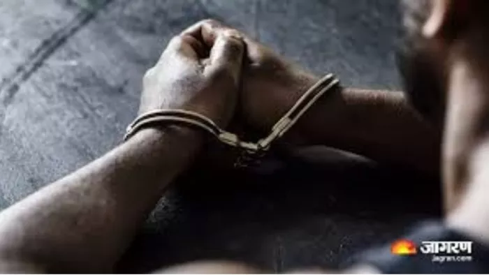 अरवल-पटना की सीमा से 5 फर्जी खनन अधिकारी गिरफ्तार। (फोटो जागरण)