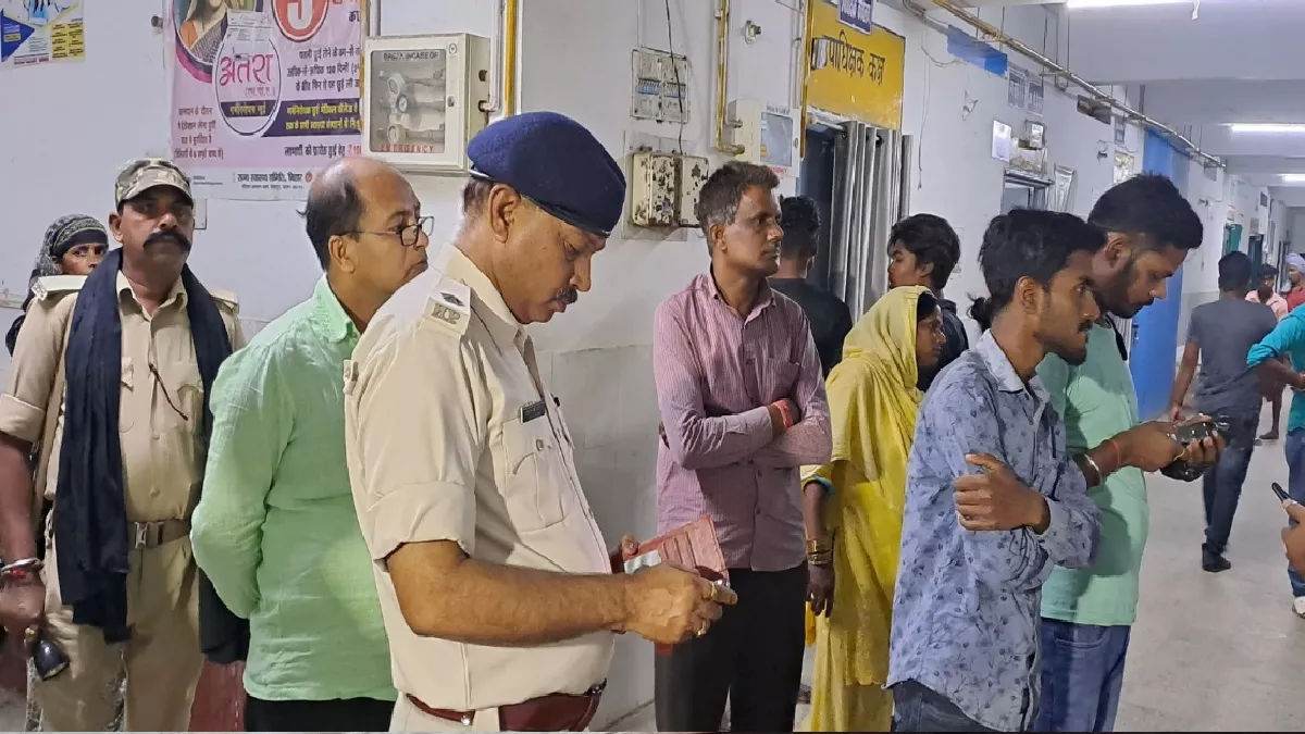 गोलियों की गूंज से थर्राया अर‍रिया: 50 से ज्‍यादा लोगों ने बरसाईं दर्जनों राउंड गोलियां, बच्‍चे समेत 5 घायल