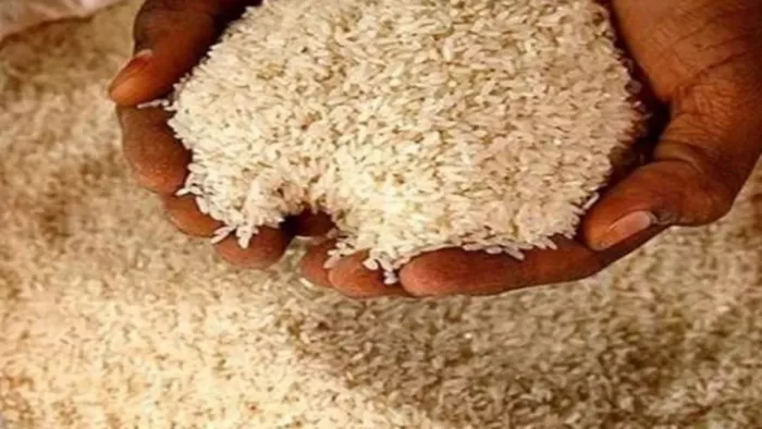 एक रुपये किलो चावल के वजन में घोटाला, लाभुक परेशान