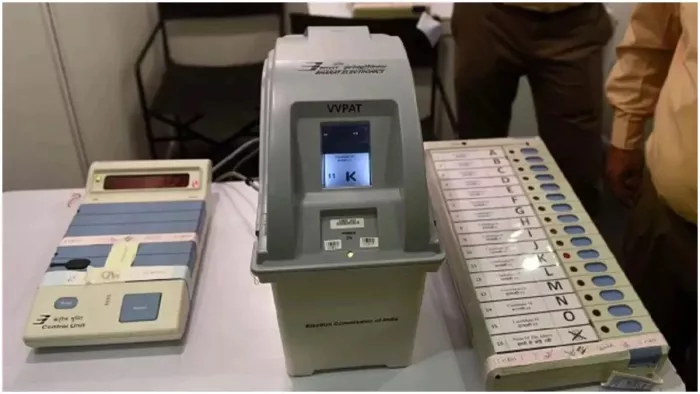 EVM और VVPAT को लेकर RTI दायर (फाइल फोटो)