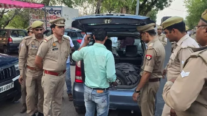 60 स्थानों पर लगे बैरियर, आज शाम से सीमाएं सील