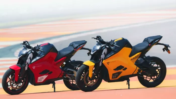 Ultraviolette F77 Mach 2 की शुरुआती कीमत 2.99 लाख रुपये है।