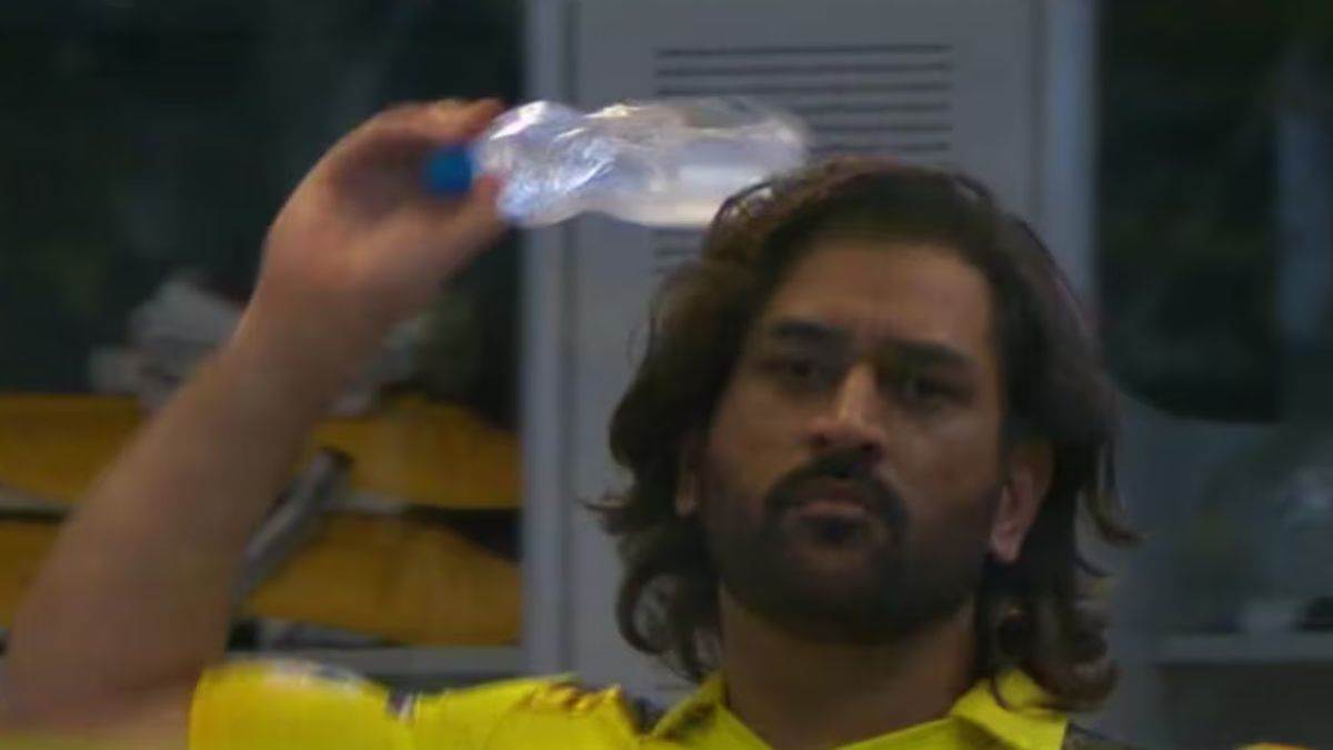 ms dhoni angry reaction of throwing the bottle on cameraman during ruturaj gaikwad shivam dube partnership watch video ipl2024