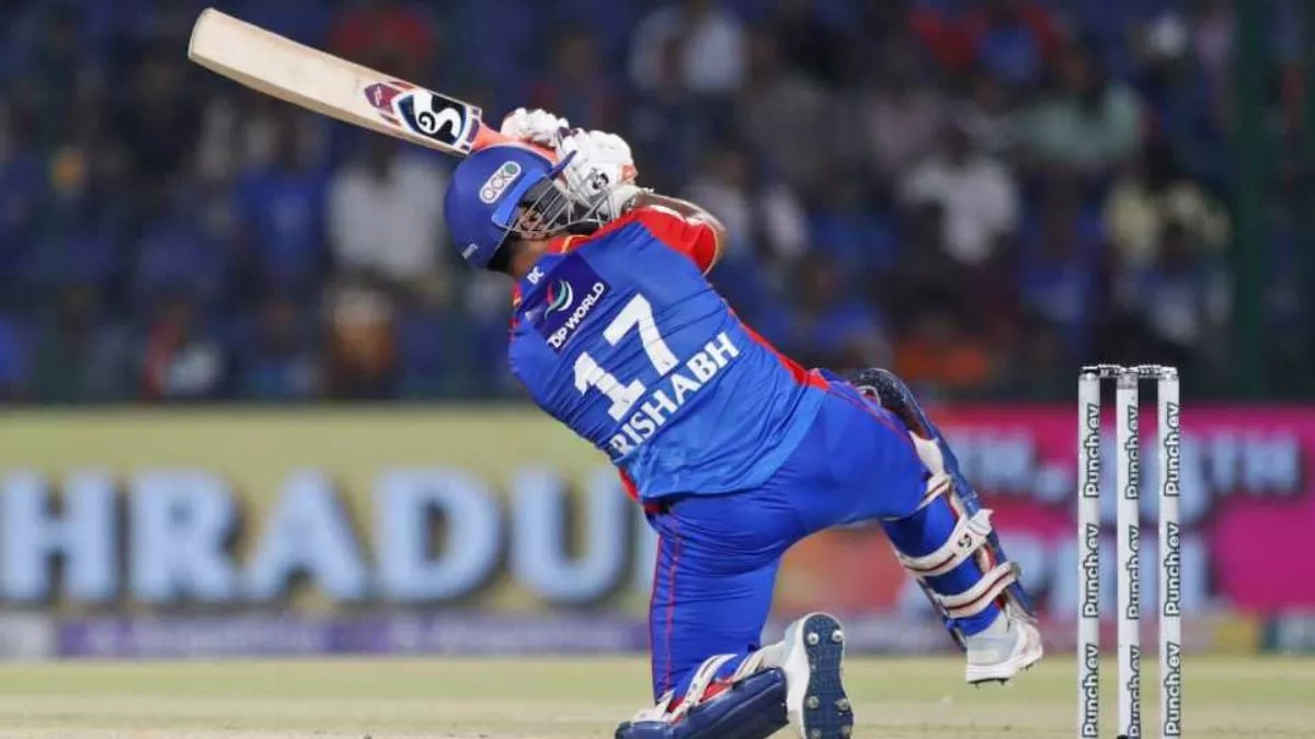 DC vs GT: 6,6,6… Rishabh Pant ने जड़ा धोनी का 'हेलीकॉप्टर शॉट', छक्कों की हैट्रिक लगाकर गुजरात के इस गेंदबाज का उतारा खुमार- VIDEO