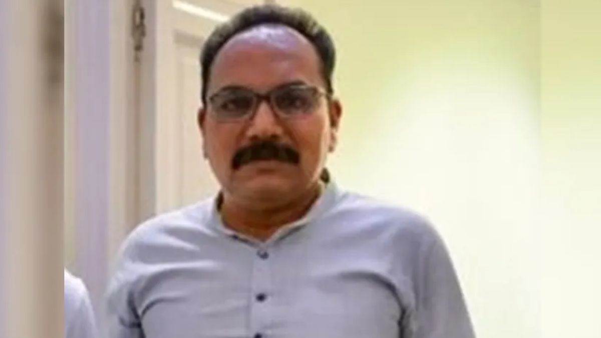https://www.jagranimages.com/images/newimg/24042025/24_04_2025-jharkhand_politics_7_23925194.jpg