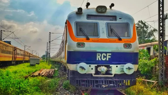 27 को धनबाद-झाड़ग्राम मेमू कैंसिल, स्वर्णरेखा एक्सप्रेस टाटा के बदले आद्रा तक चलेगी (प्रतीकात्मक तस्वीर)