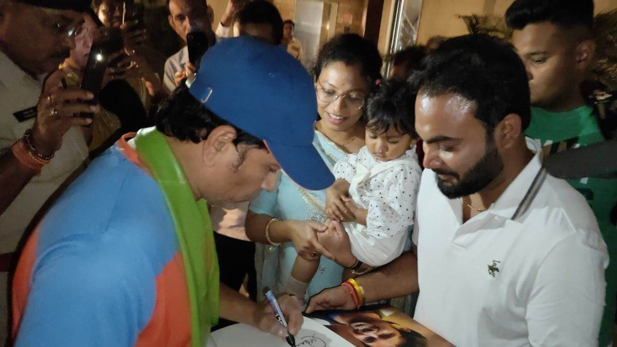 https://www.jagranimages.com/images/newimg/24042025/24_04_2025-sachinabhishek_23924606.jpg