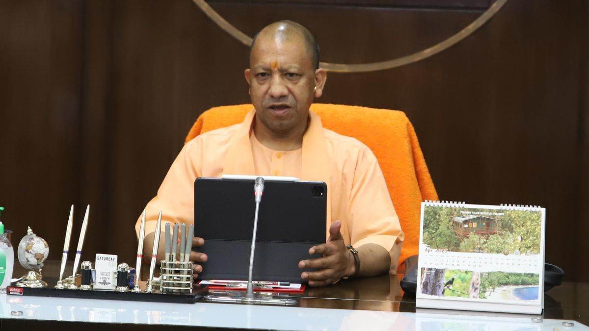 yogi cabinet five routes will be widened government is going to build flyovers and railway overpasses