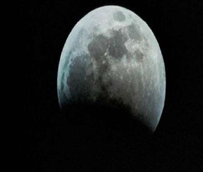 इस वर्ष का पहला चंद्रग्रहण 26 मई को पड़ेगा।