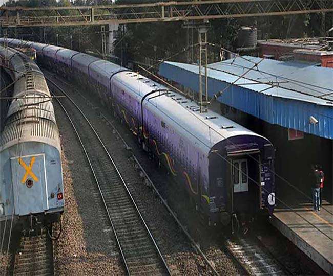 Indian Railways on HIGH ALERT due to cyclone Yaas: Indian Railways Cancels  All West Bengal Trains Including Howrah & Sealdah Rajdhani Express Due To  Cyclone Yaas, See Full List, @EasternRailway, South Eastern