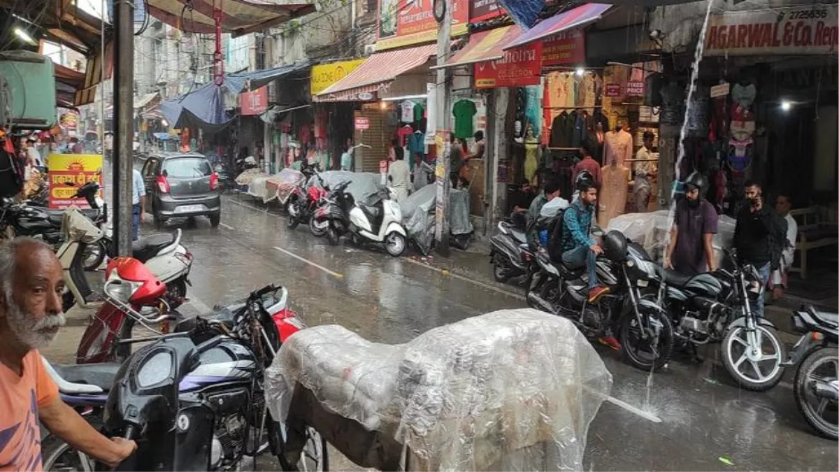 Punjab Weather Update: लुधियाना सहित कई जिलाें में दूसरे दिन भी बारिश, बेहतर श्रेणी में एक्यूआइ